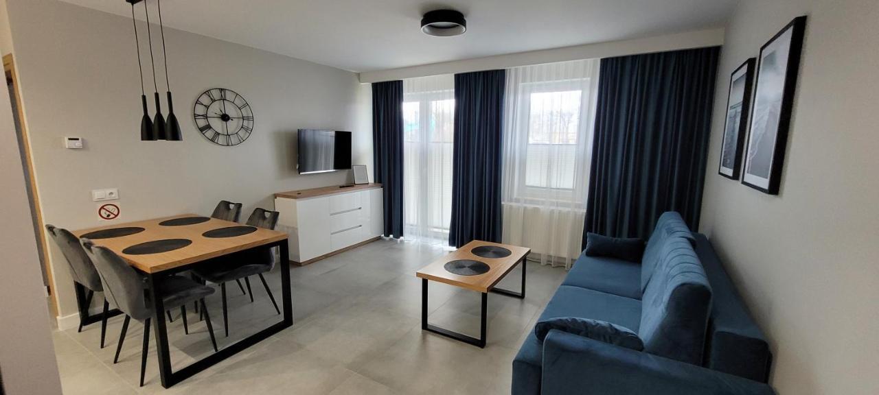 Apartment Diamentowy No. 12 *